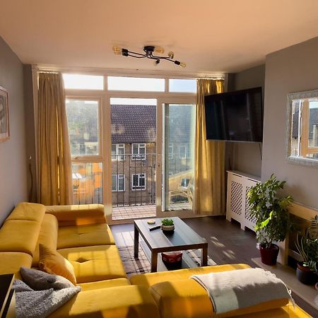 Beautiful 3-Bed Apartment At Swiss Cottage London Exterior photo